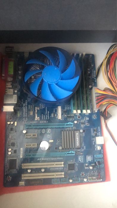 Материнская плата