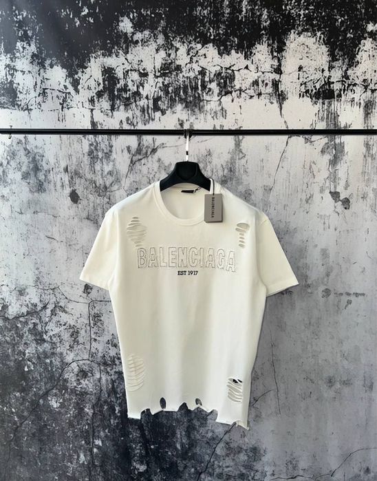 Tricou balenciaga alb