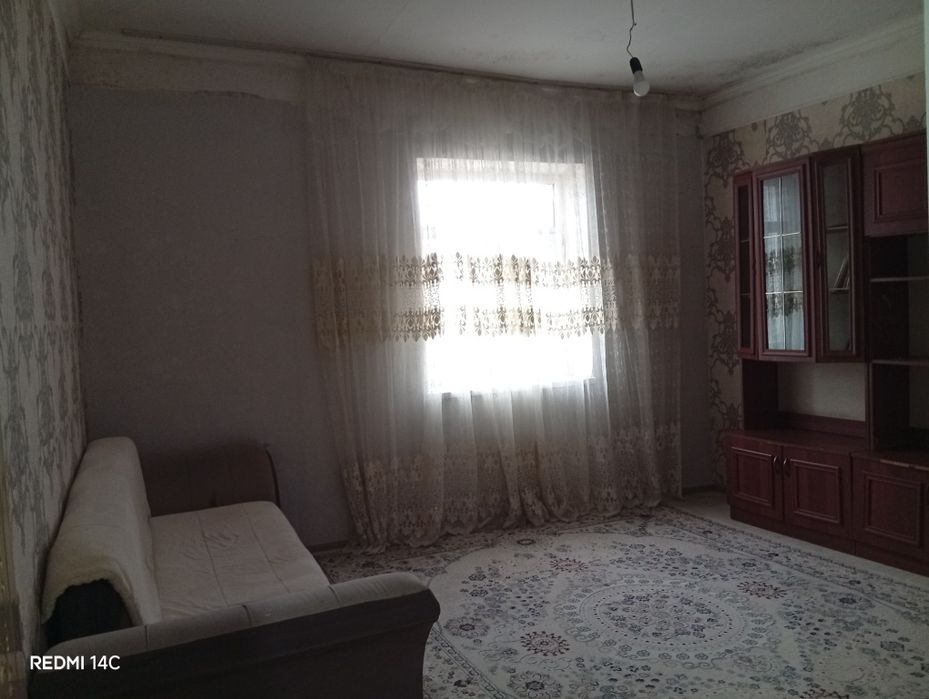 Уи сатлады Хожелиде келсемиз тусемиз