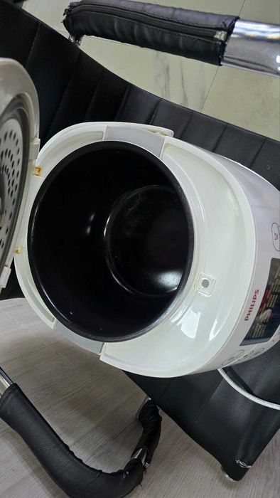 Мултикукър PHILIPS HD4731/70