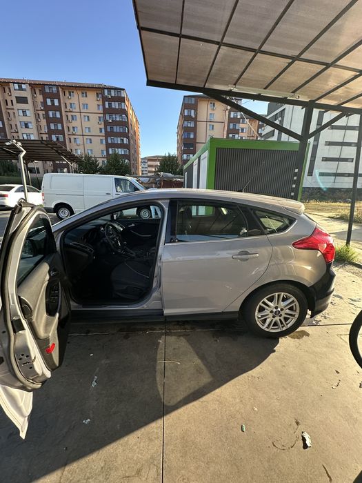 FORD Focus 2012 — imagine 4