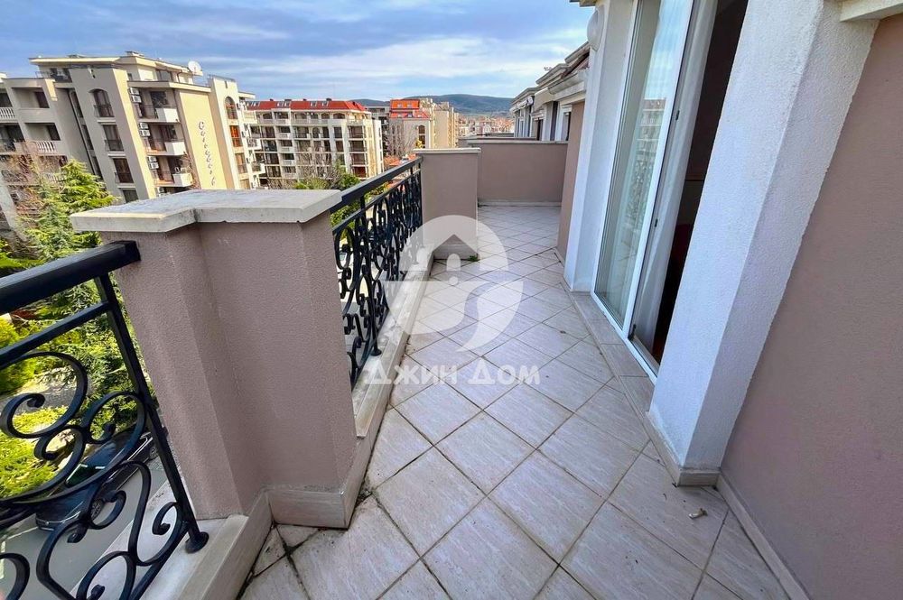 Продава се Четиристаен апартамент в к.к. Слънчев бряг - 135 кв.м за 1326 €/кв.м - Снимка #4
