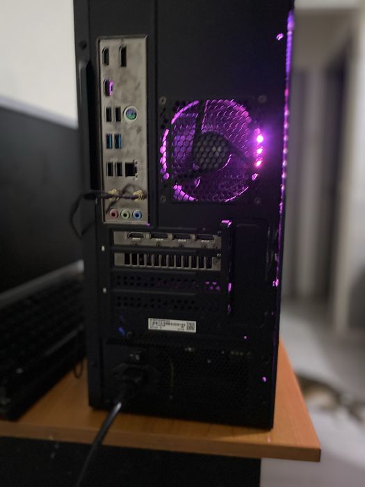 Vand pc gaming /sistem desktop asus g13