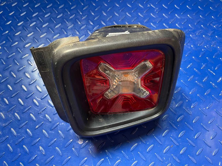 Stop stanga pentru Jeep Renegade 2016