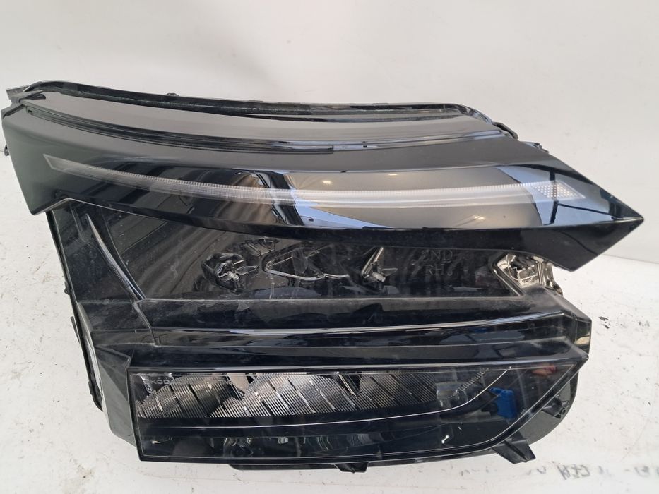 Фар Skoda Elrog led 2025/2026г