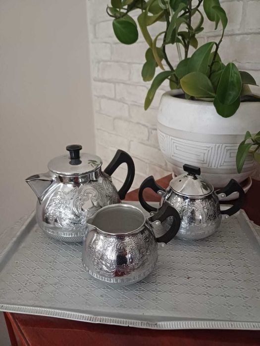 Продам набор посуды