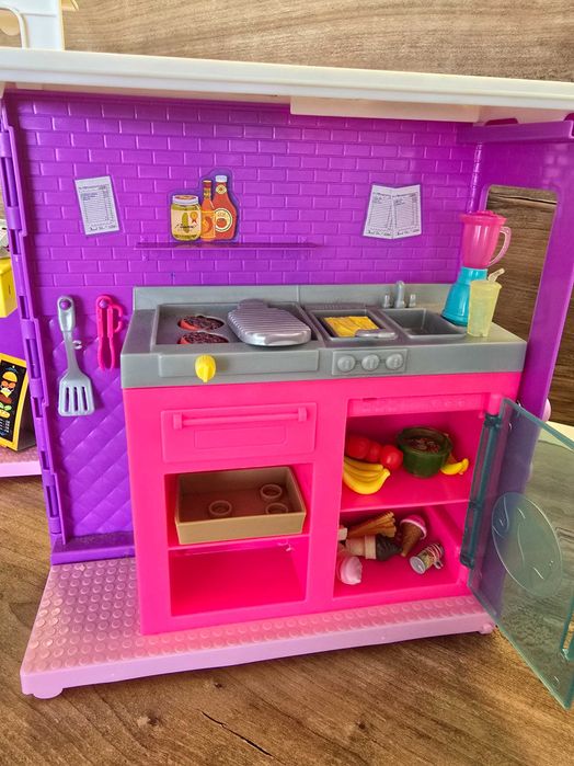 Barbie - Комплект камион за приготвяне на храна