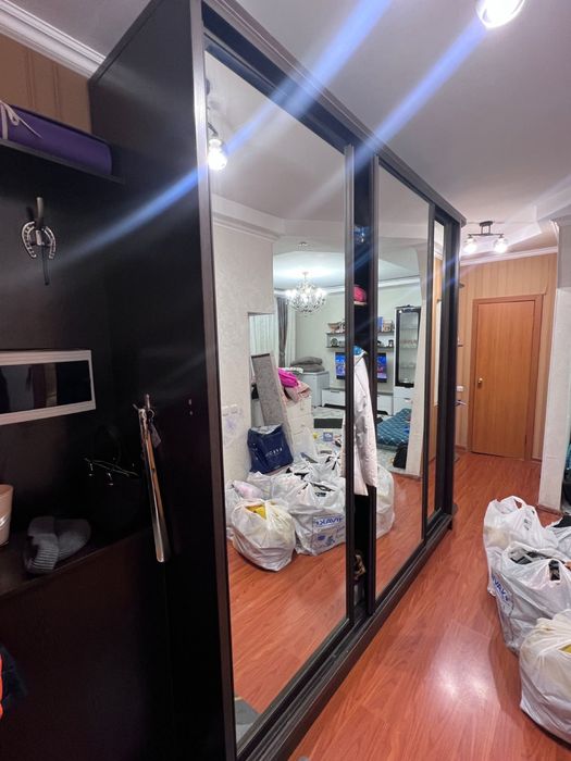 Продам шкаф купе по одежду