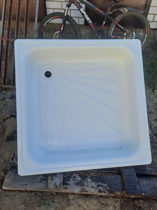 Продаётся душевой поддон