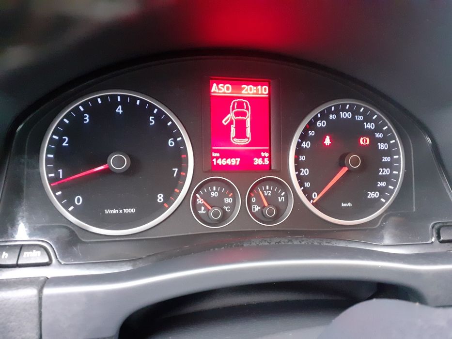 Vw Tiguan 140 000km  (Accept schimb)