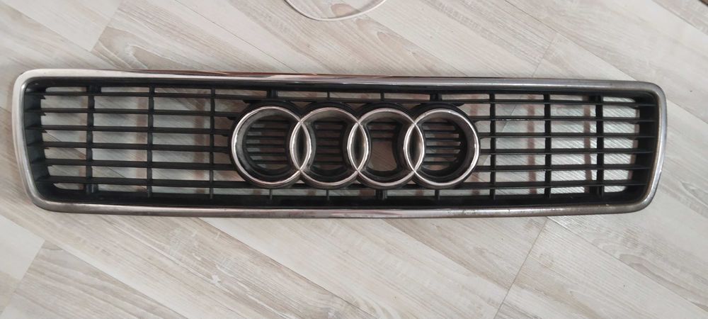 Решетка Ауди 80 б4