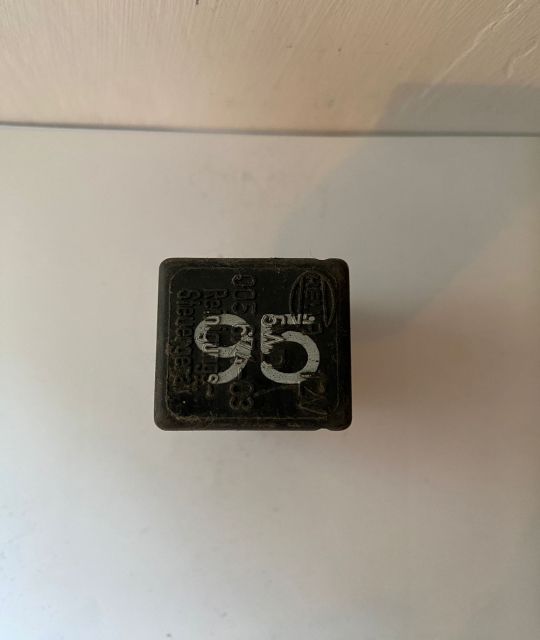 Releu  95  701955200 Ford Galaxy prima generatie (facelift)