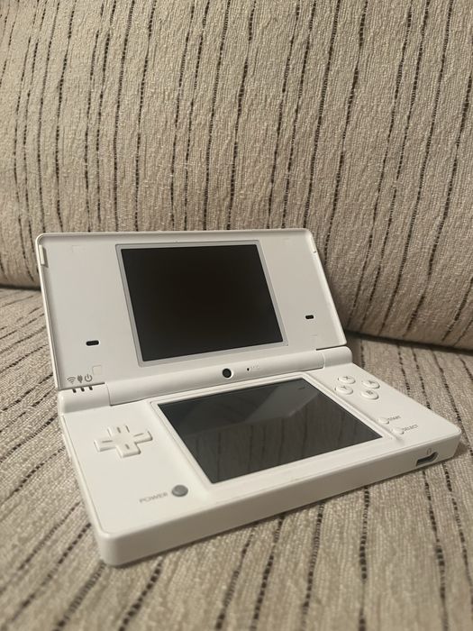 Nintendo DSI White