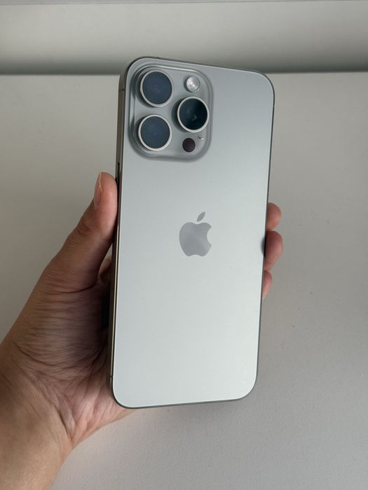 Продам айфон 15 pro max