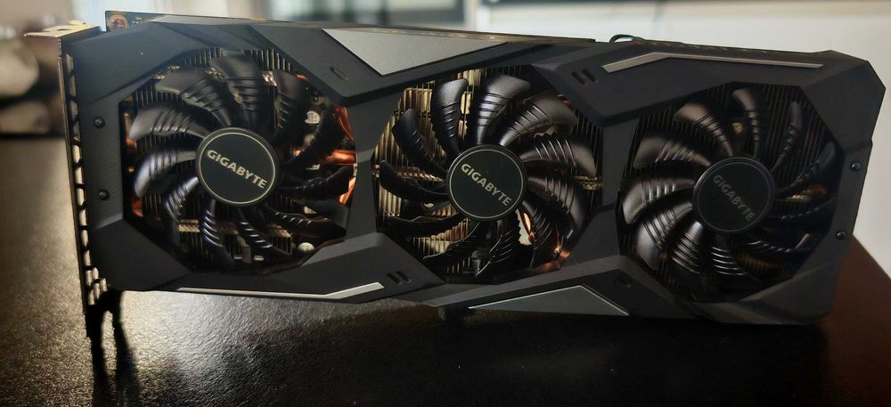 Продавам Перфектна Видео Карта Gigabyte Gaming Trio GTX 1660 Super OC