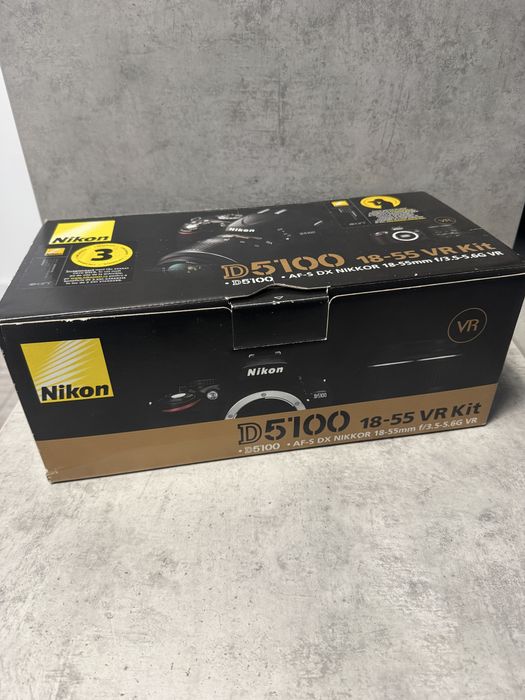 Aparat foto DSLR Nikon D5100 kit 18-55 mm VR