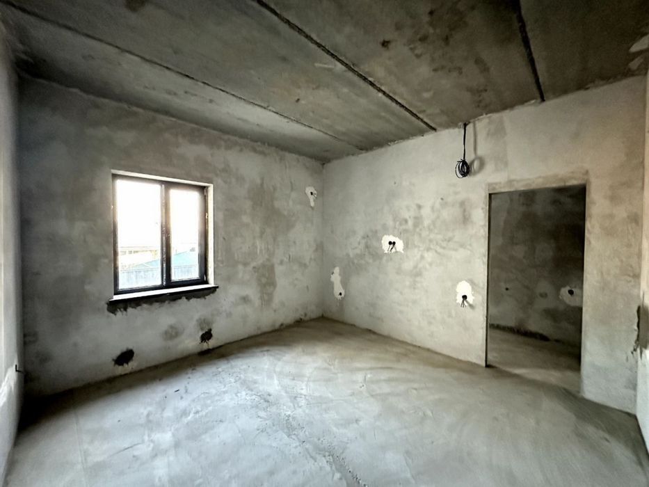 Сергили Кумарик 1.8соту 6та хона Ор:Сергили 4ни ропараси Фасад битган