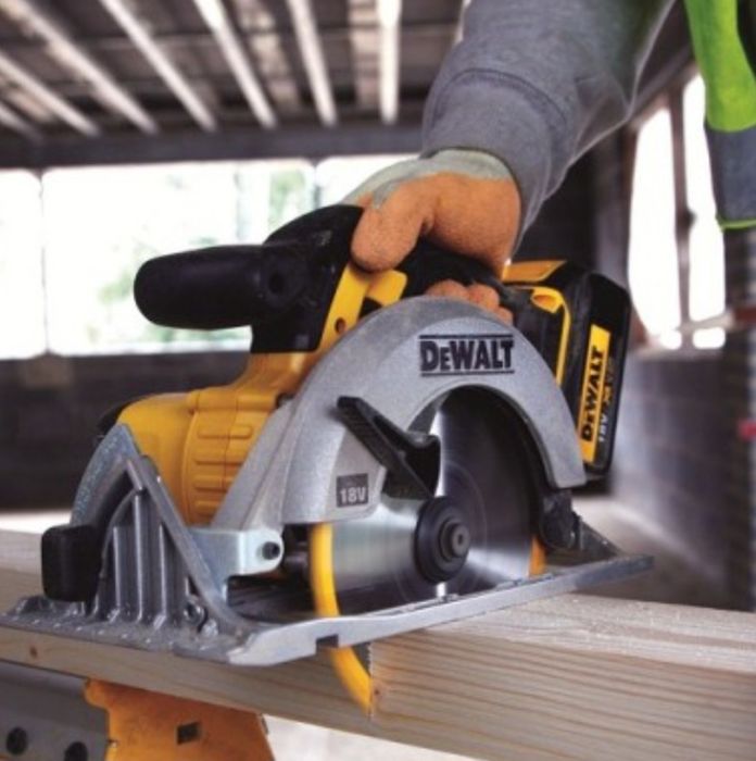 Ръчен циркуляр Dewalt DCS391N, 18V XR , 165мм