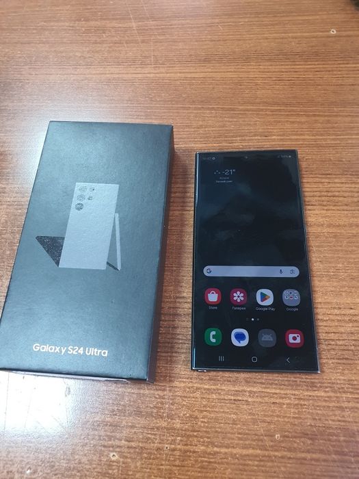 Продам телефон Самсунг с 24 ультра