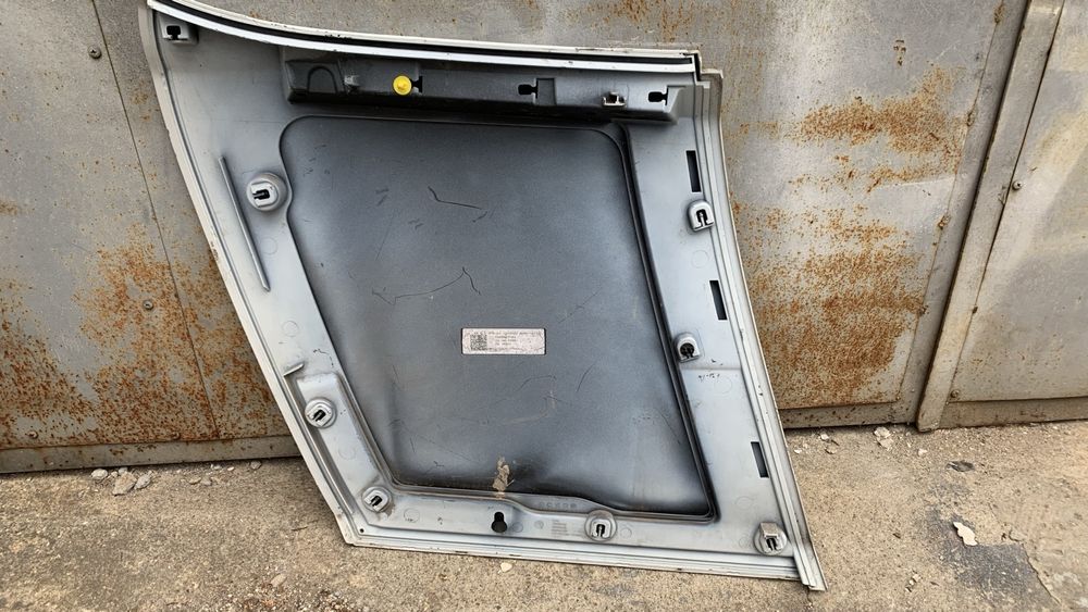 Калник и панел за bmw i3