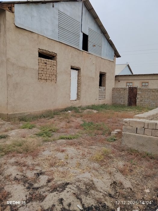 Ховли сотилади хамма дакуметлари сотишга таййор