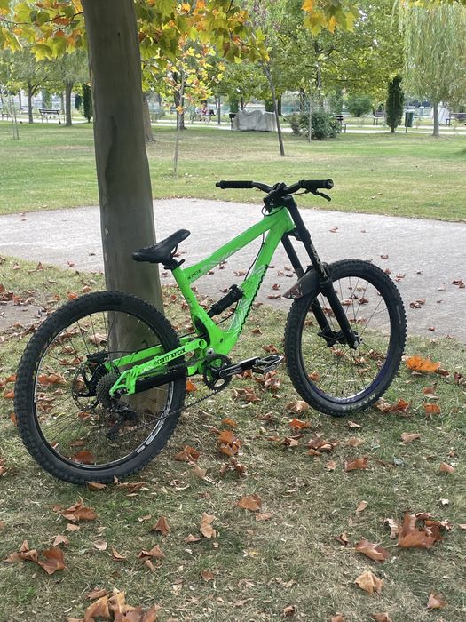 Commencal supreme dh v2 green