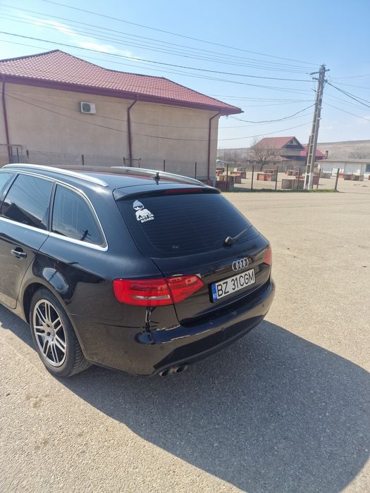 AUDI A4 B8 2010, 2.0TDI 136CP. Piele. Navi Mare. 2 seturi jante.