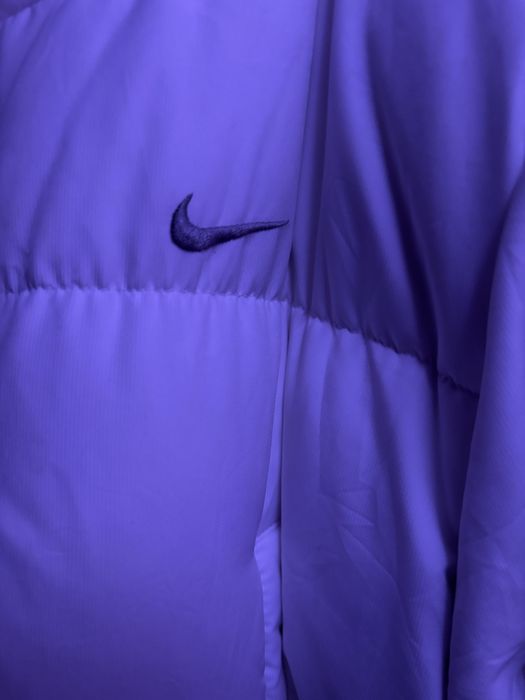 Продам зимнюю куртку NIKE,оригинал