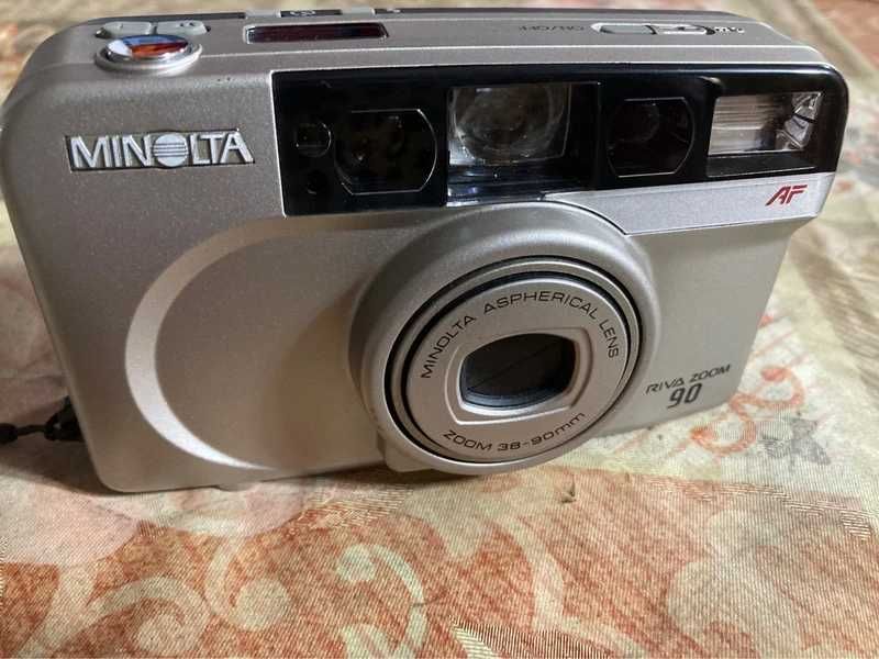 Camera foto Minolta Riva Zoom (Japan)