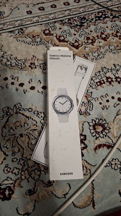 Часы Samsung Galaxy watch 4 classic
