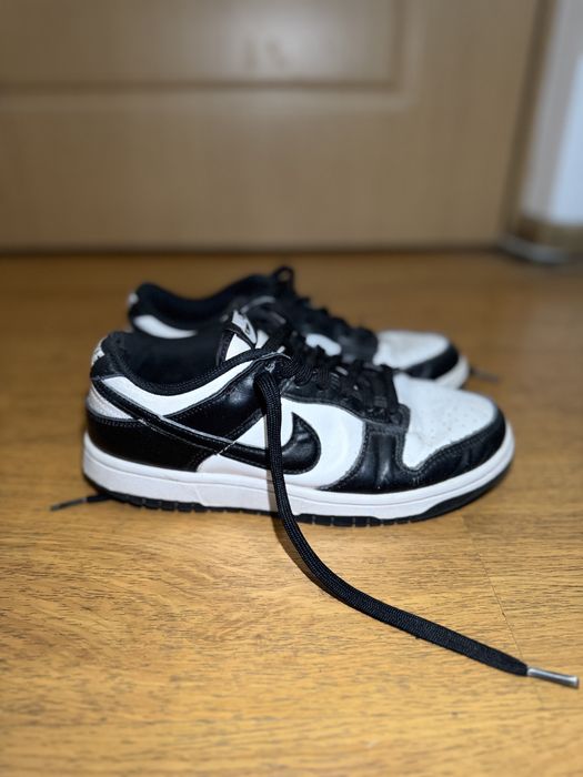 Adidași Nike alb-negru – mărime EU 37.5 – stare bună