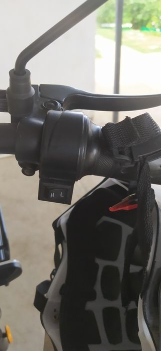 Электросамокат..