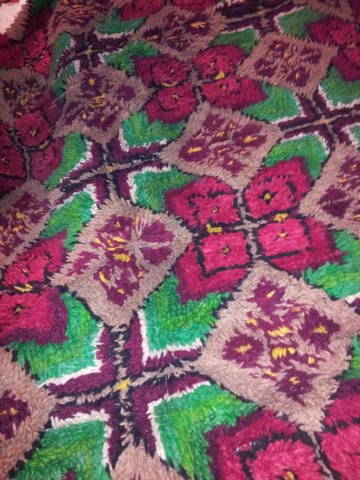 Китеник цветен 100% вълна и ръчно тъкан