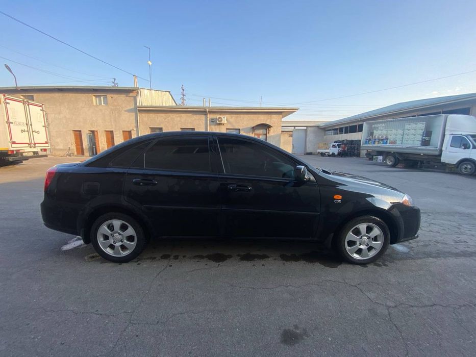 Chevrolet Gentra 1.5 Gbo qora navarotlari bor