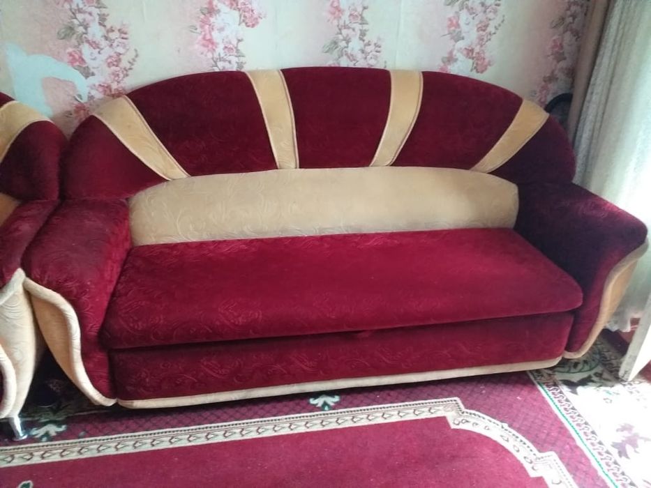 Диван тройка сатылады