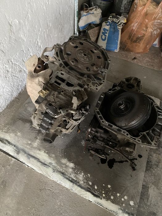 Двигатель.коробка Nissan 1.6