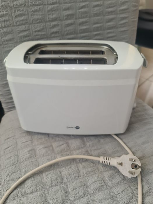 Тостер switch-on 700w