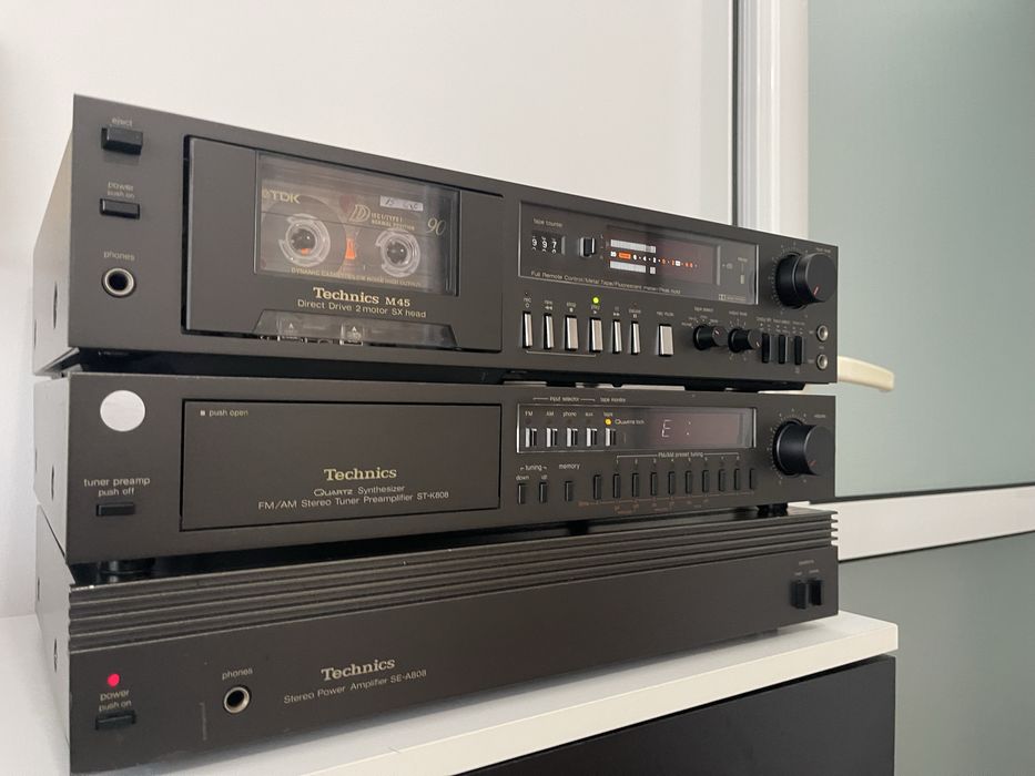 Linie audio retro Technics