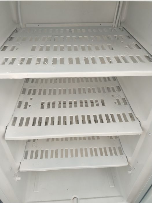 Продам морозилку