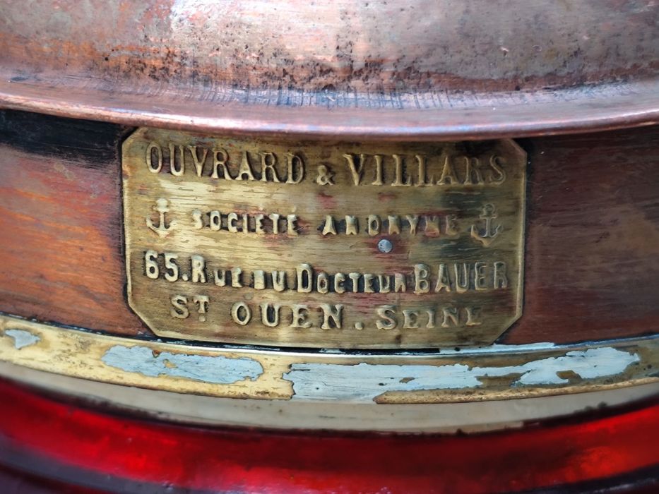 Чифт месингови навигационни фенери (ляв и десен борд)