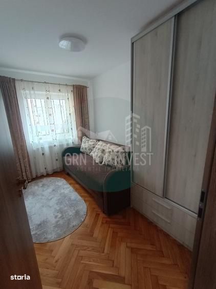Apartament decomandat cu 3 camere in Valea Aurie