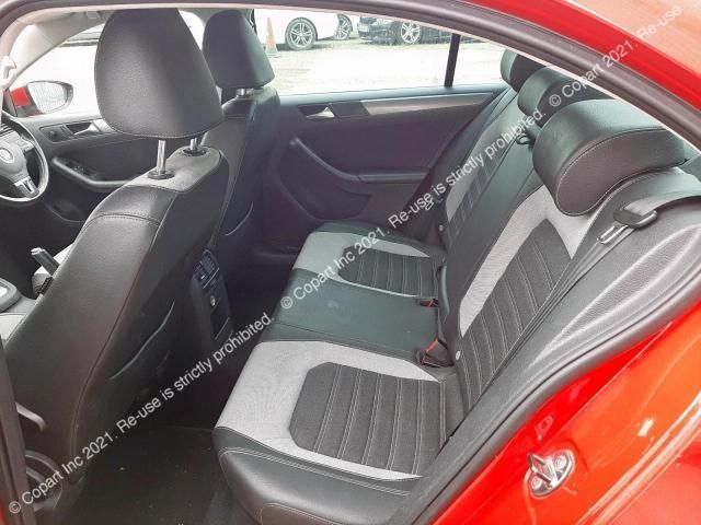 Dezmembrez Volkswagen Jetta 6 [2010 - 2014] Sedan 1.6 TDI DSG (105 hp)