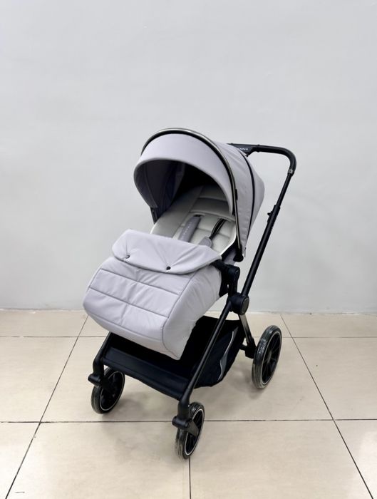 Продаётся коляска 2 в 1 оригинал Fondness