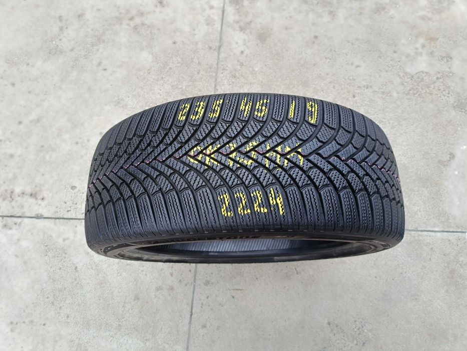 O anvelopa de iarna 235 45 19 bridgestone blizzak 6 enliten 7,5 mm dot 2224