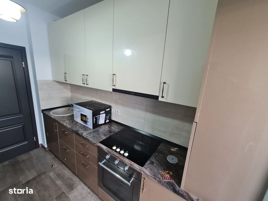 Inchiriez ap. 2 camere ADORA PARK LUX, Decomandat, Smart Tv Parcare!