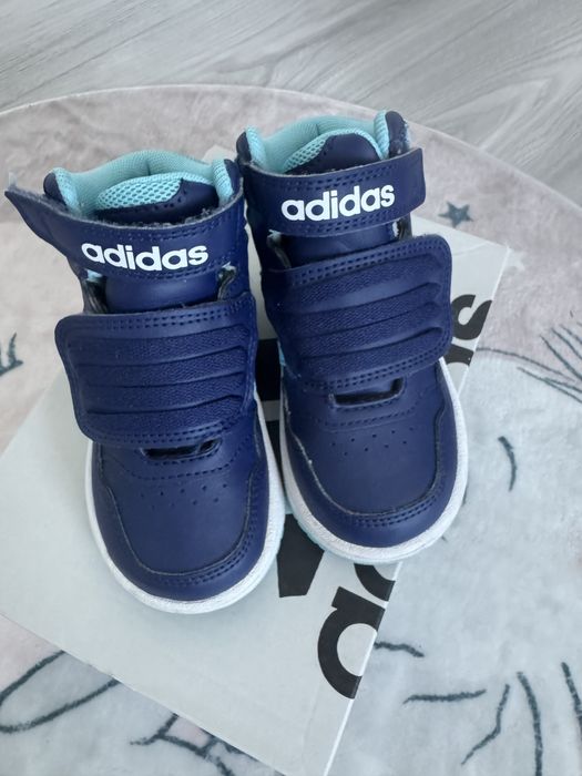 Ghetute Adidas 21