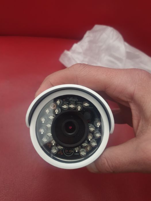 Vand camera supraveghere exterior