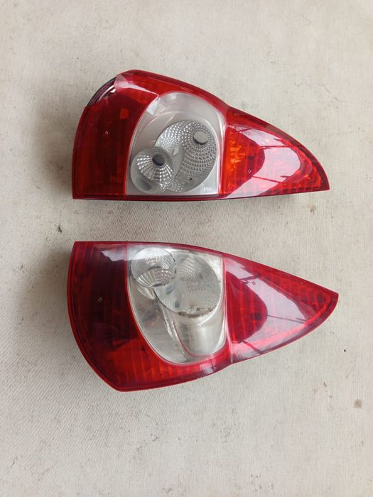 Продам задние фары ВАЗ 2117