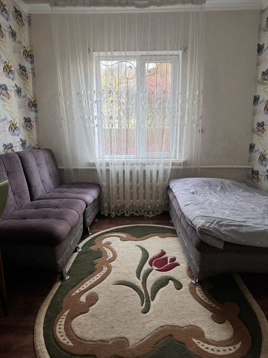 Продам дом с мебелю есть торг