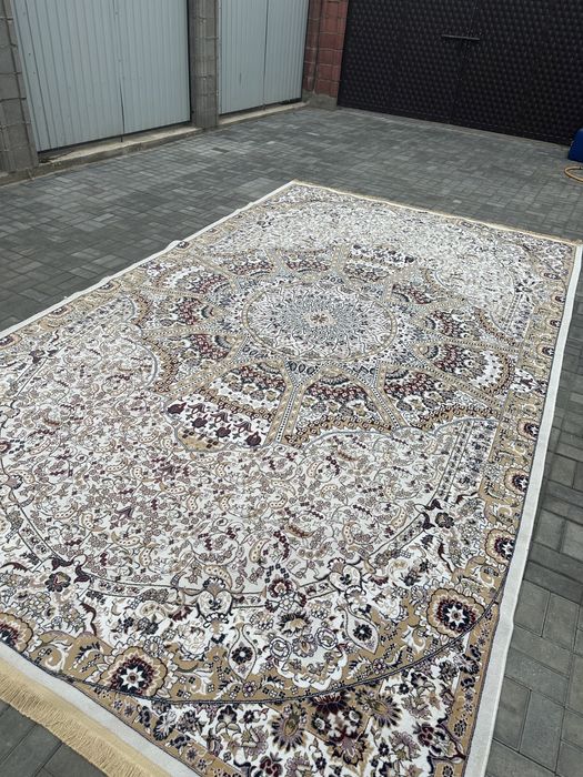 Продается ковер турецкий